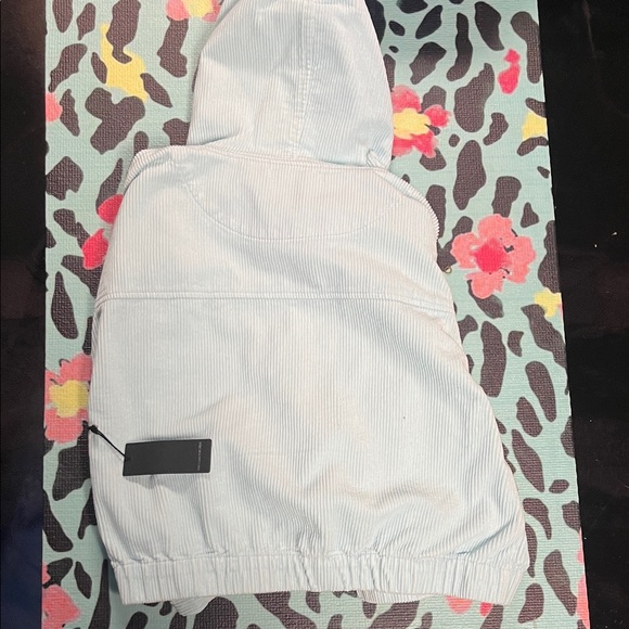 Forever 21 Kids Striped Light Blue Puffer Jacket - Picture 7 of 7